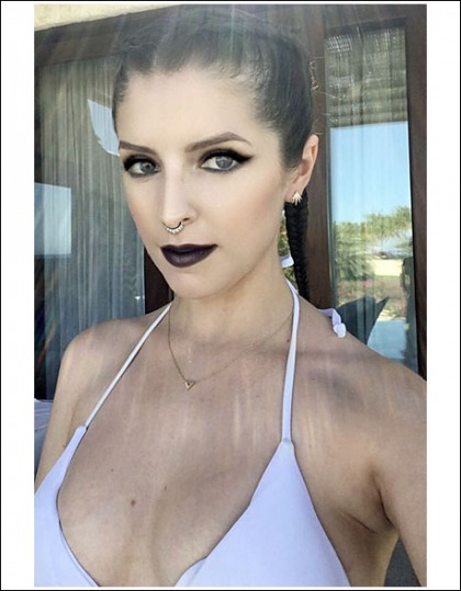 Anna Kendrick Drops Some Seriously Sexy Bikini Cleavage Anna Kendrick Drops Some Seriously Sexy Bikini Cleavage