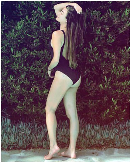 Lea Michele Shows Off Her Awesome Booty In A Skimpy Swimsuit Lea Michele Shows Off Her Awesome Booty In A Skimpy Swimsuit
