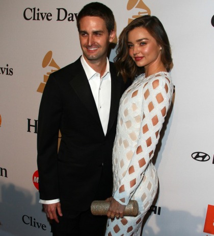 L&S: Miranda Kerr 'would love' to be pregnant with Evan's baby this summer