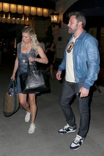 Ben Affleck is really rolling out this Lindsay Shookus relationship