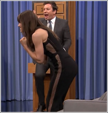 Jessica Biel Gets Bootylicious In A Game Of Charades, Oh My! Jessica Biel Gets Bootylicious In A Game Of Charades, Oh My!