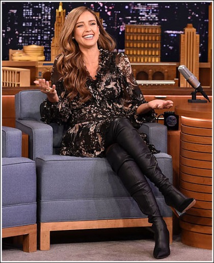 Jessica Alba Slips Into A Pair Of Thigh-High Naughty Boots Jessica Alba Slips Into A Pair Of Thigh-High Naughty Boots