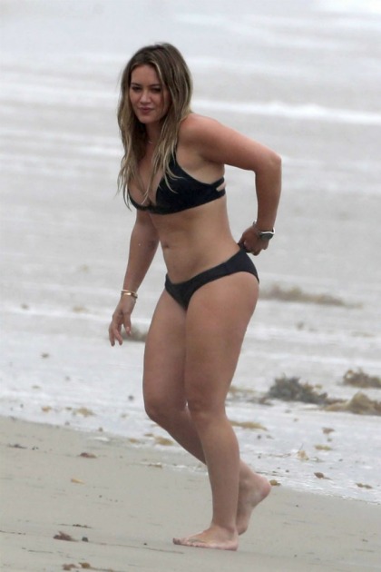 Hilary Duff spent Labor Day on the beach with her ex, Mike Comrie, and son
