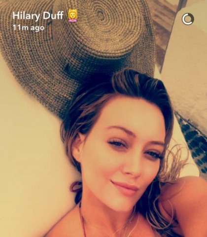 Hilary Duff Is A Snapchat Pro