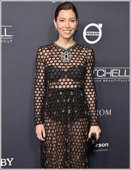 Jessica Biel Looking All Kinds Of Stunningly Sexy In A Revealing Dress Jessica Biel Looking All Kinds Of Stunningly Sexy In A Revealing Dress