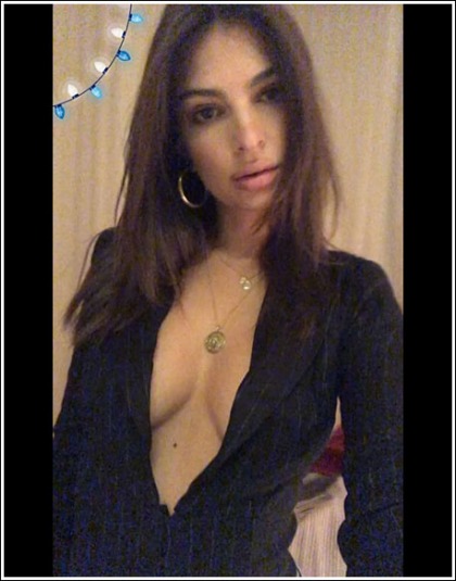 Emily Ratajkowski Drops Some Massive Braless Cleavage Action Emily Ratajkowski Drops Some Massive Braless Cleavage Action