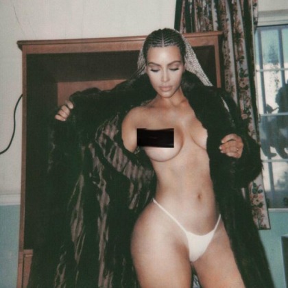 Kim Kardashian Topless Proves She Is A Porn Star On Instagram