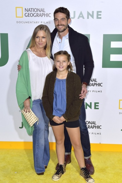Jennie Garth requests denial of support for estranged 3rd husband due to prenup Jennie Garth requests denial of support for estranged 3rd husband due to prenup