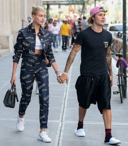 Justin Bieber & Hailey Baldwin aren't 'rushing to the altar,' they?ll marry next year