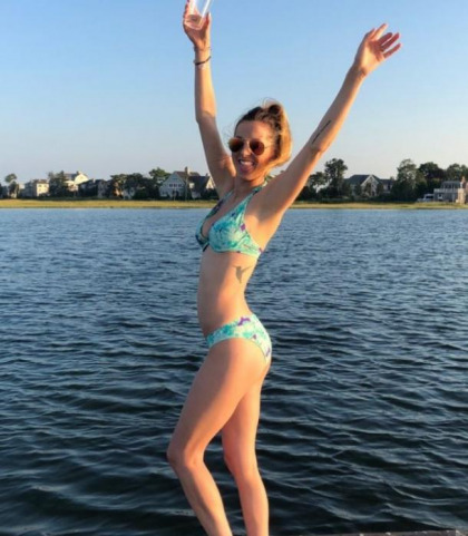 Eva Amurri Does A Bikini Good