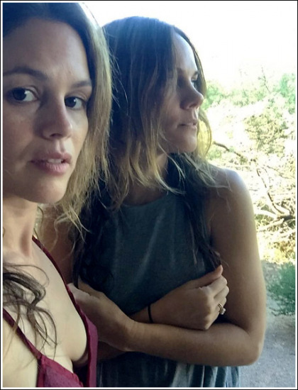 Rachel Bilson Flashes Some Seriously Sexy Braless Cleavage Rachel Bilson Flashes Some Seriously Sexy Braless Cleavage