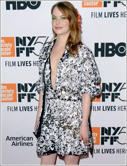 Emma Stone Flashes Some Braless Cleavage Action! Emma Stone Flashes Some Braless Cleavage Action!