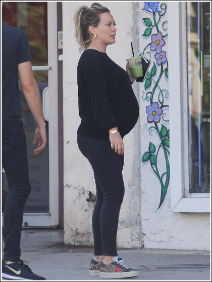 Pregnant Hilary Duff Busting Out And Bootylicious Pregnant Hilary Duff Busting Out And Bootylicious