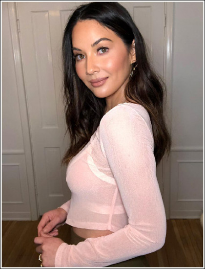 Olivia Munn Busting Out Like Bananas In A Skimpy Top Olivia Munn Busting Out Like Bananas In A Skimpy Top