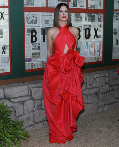 Sandra Bullock in Martin Grant at the NYC 'Bird Box' screening: tragic, dated or fine'
