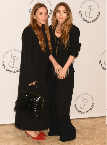 Happy Easter from the witchy goth twins, Mary-Kate & Ashley Olsen