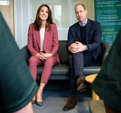 Duchess Kate removed her sapphire ring & eternity band during 'isolation'
