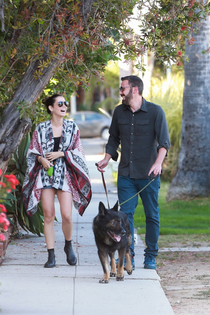 Ana de Armas wore black booties for a dog walk with Ben Affleck