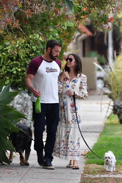Ben Affleck & Ana de Armas haven't been photographed together since the WaPo story