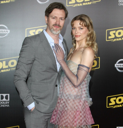 Jaime King's estranged husband says she cleaned out all of their joint bank accounts