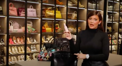 Kylie Jenner's 'what's in my bag' was just an obvious sponcon