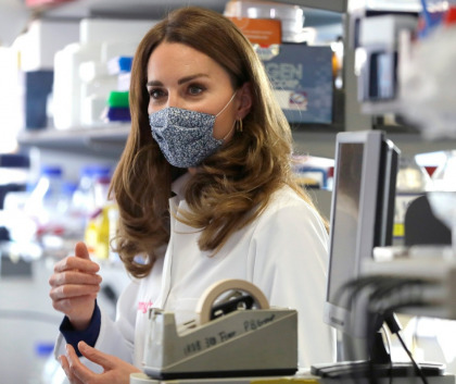 Duchess Kate cosplays a scientist to highlight Baby Loss Awareness Week