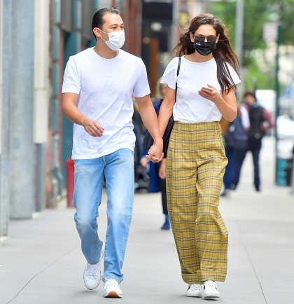 Katie Holmes & Emilio Vitolo are 'cooling off' after about eight months of pandemic lust