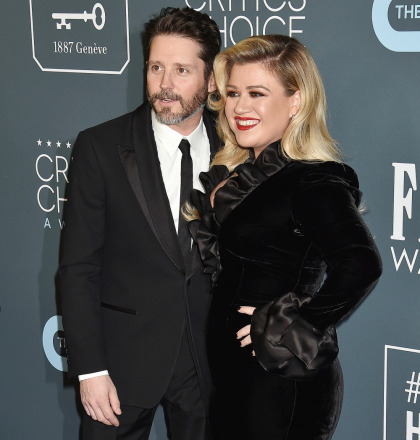 Kelly Clarkson only has to pay $200K-a-month to her ex-husband temporarily