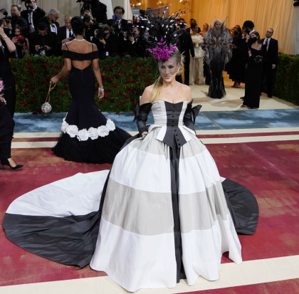 Sarah Jessica Parker wore Christopher John Rogers to the 2022 Met Gala