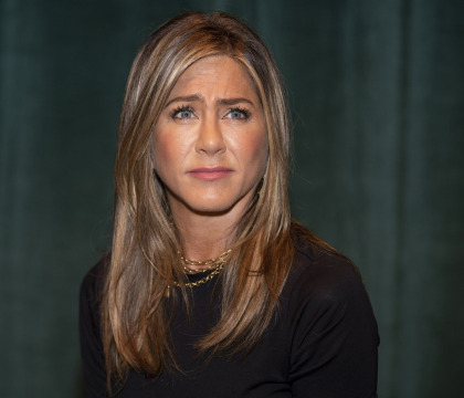 Jennifer Aniston discusses her decades-long struggles with insomnia & sleep anxiety