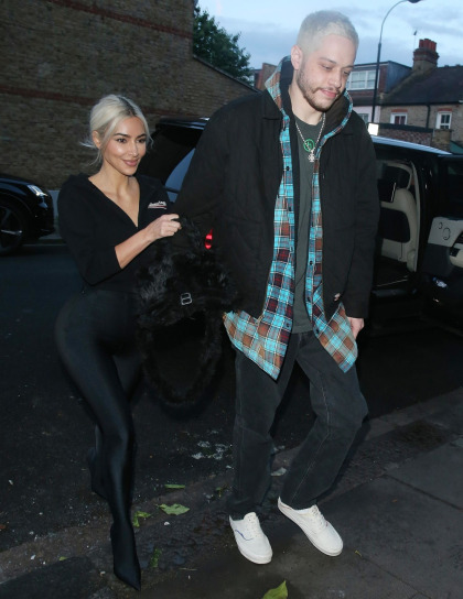 Kim Kardashian & Pete Davidson really are in London for the Platinum Jubbly