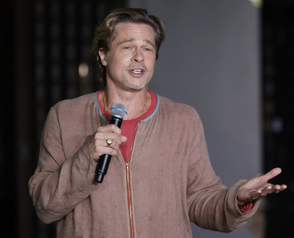 Brad Pitt thinks Emily Ratajkowski 'is the hottest thing on the planet & they totally gel'