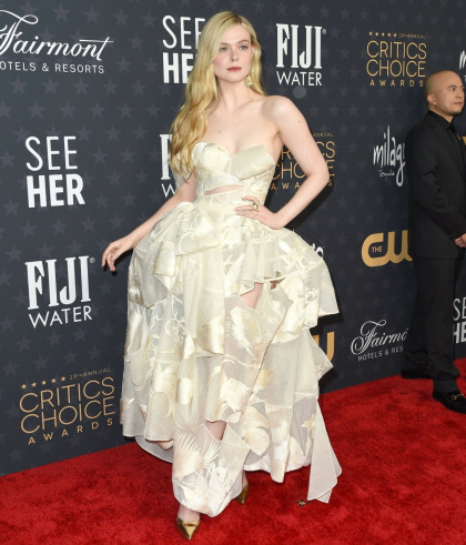 Elle Fanning in McQueen at the Critics' Choice: glamorous & cute'