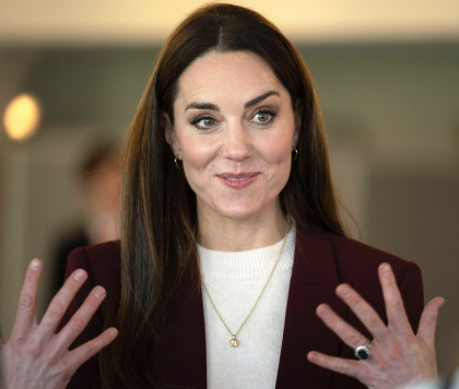 Princess Kate 'puts duty before herself' & 'doesn't do drama & she never has'