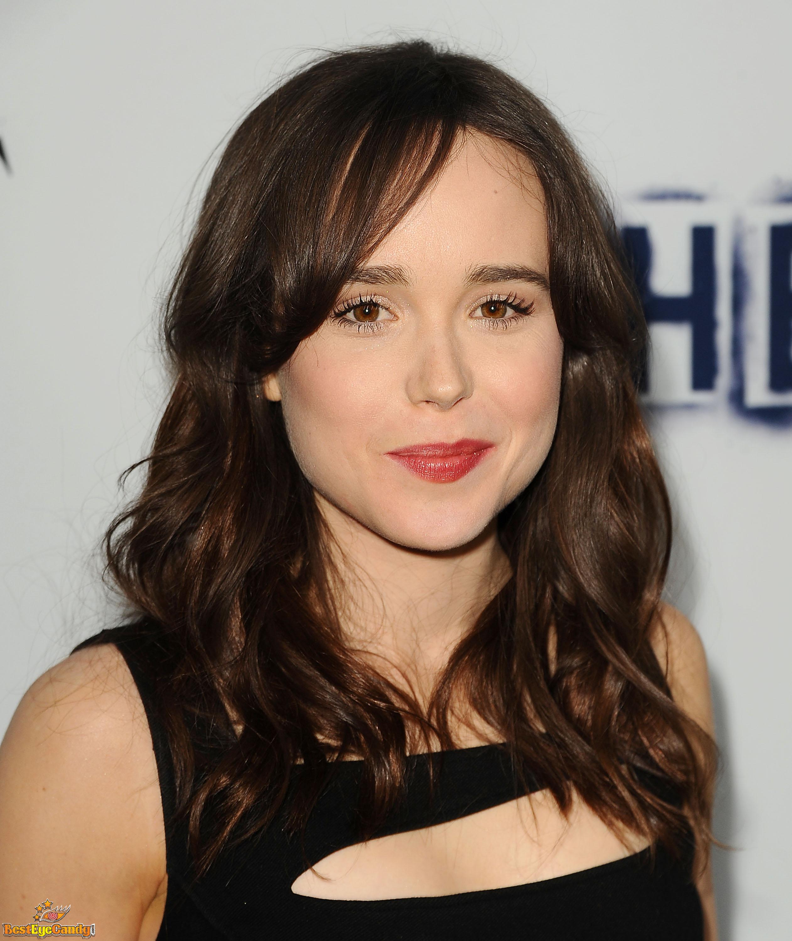 Ellen Page Photo #2240290 [2523x3000] @ ...::: BestEyeCandy.com