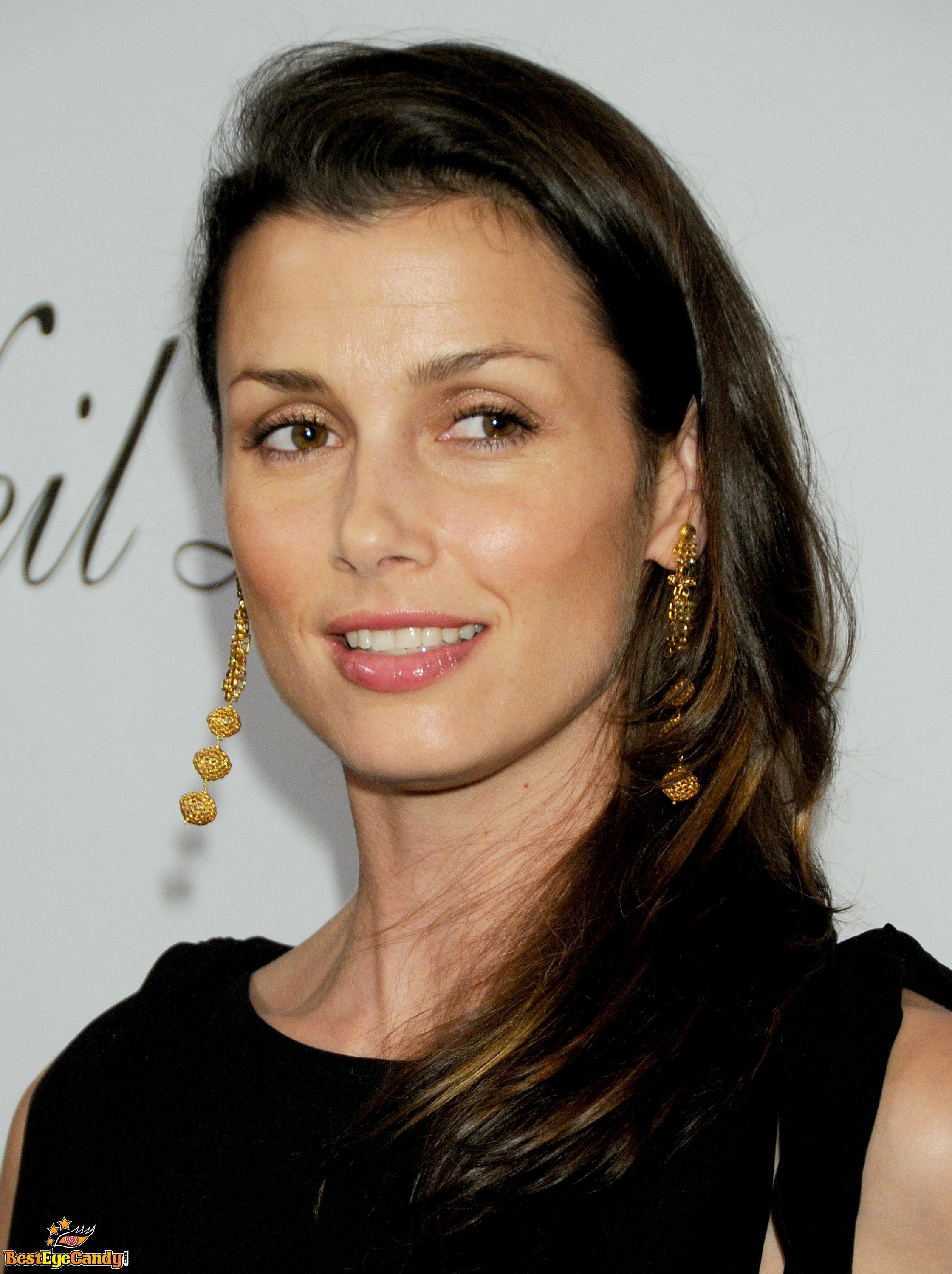 Bridget Moynahan Photo #2553385 [2241x3000] @ ...::: BestEyeCandy.com