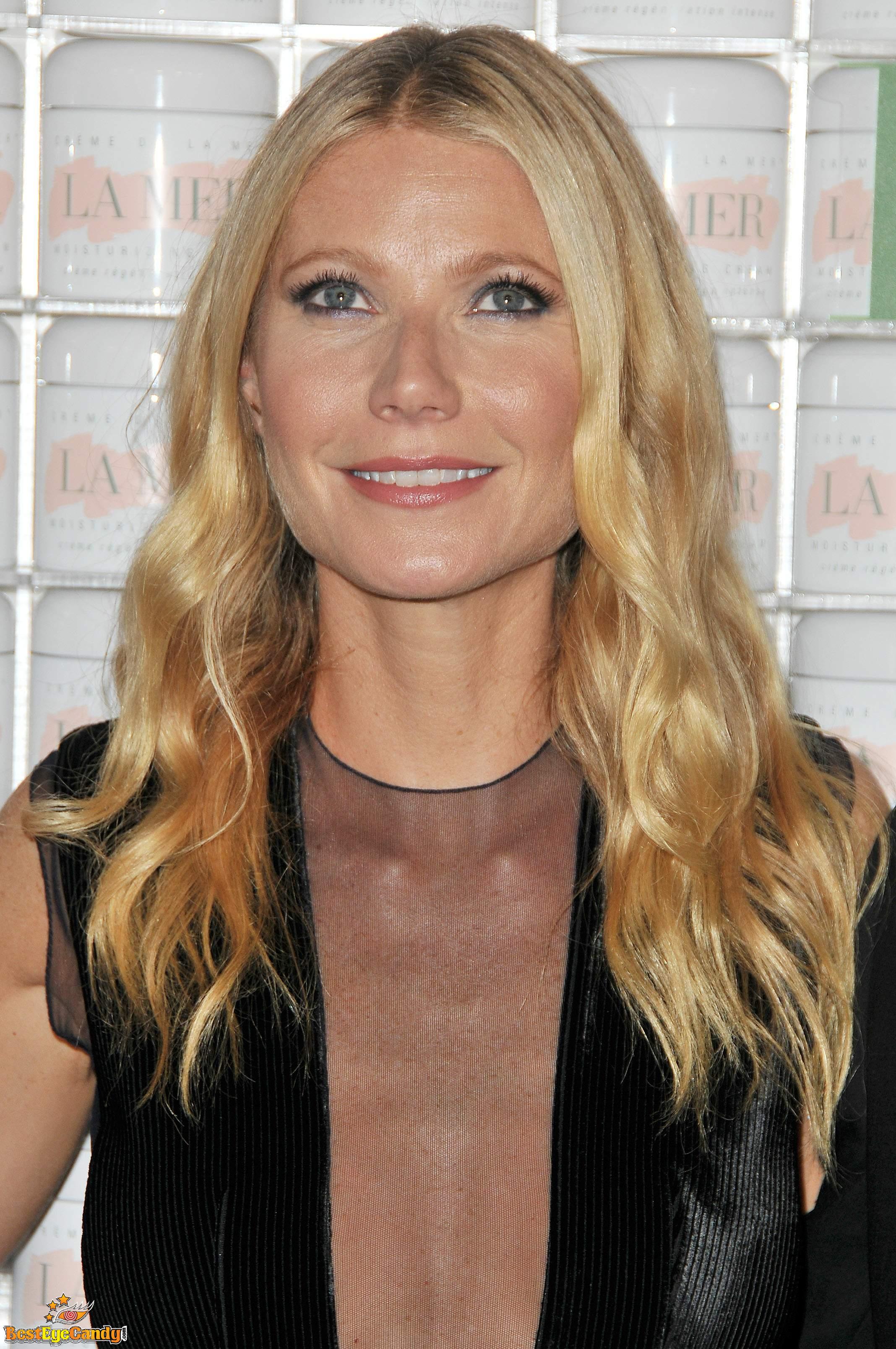 Gwyneth Paltrow Photo #3349775 [2136x3216] @ ...::: BestEyeCandy.com