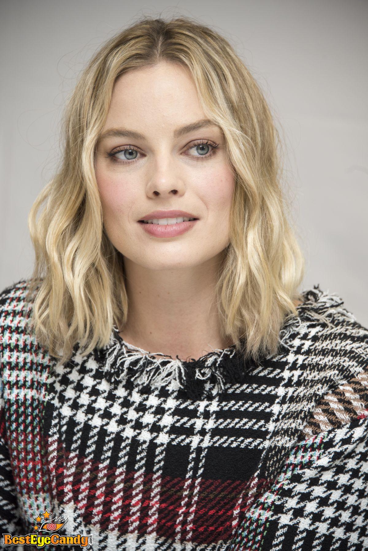 Margot Robbie Photo #4354887 [1200x1798] @ ...::: BestEyeCandy.com