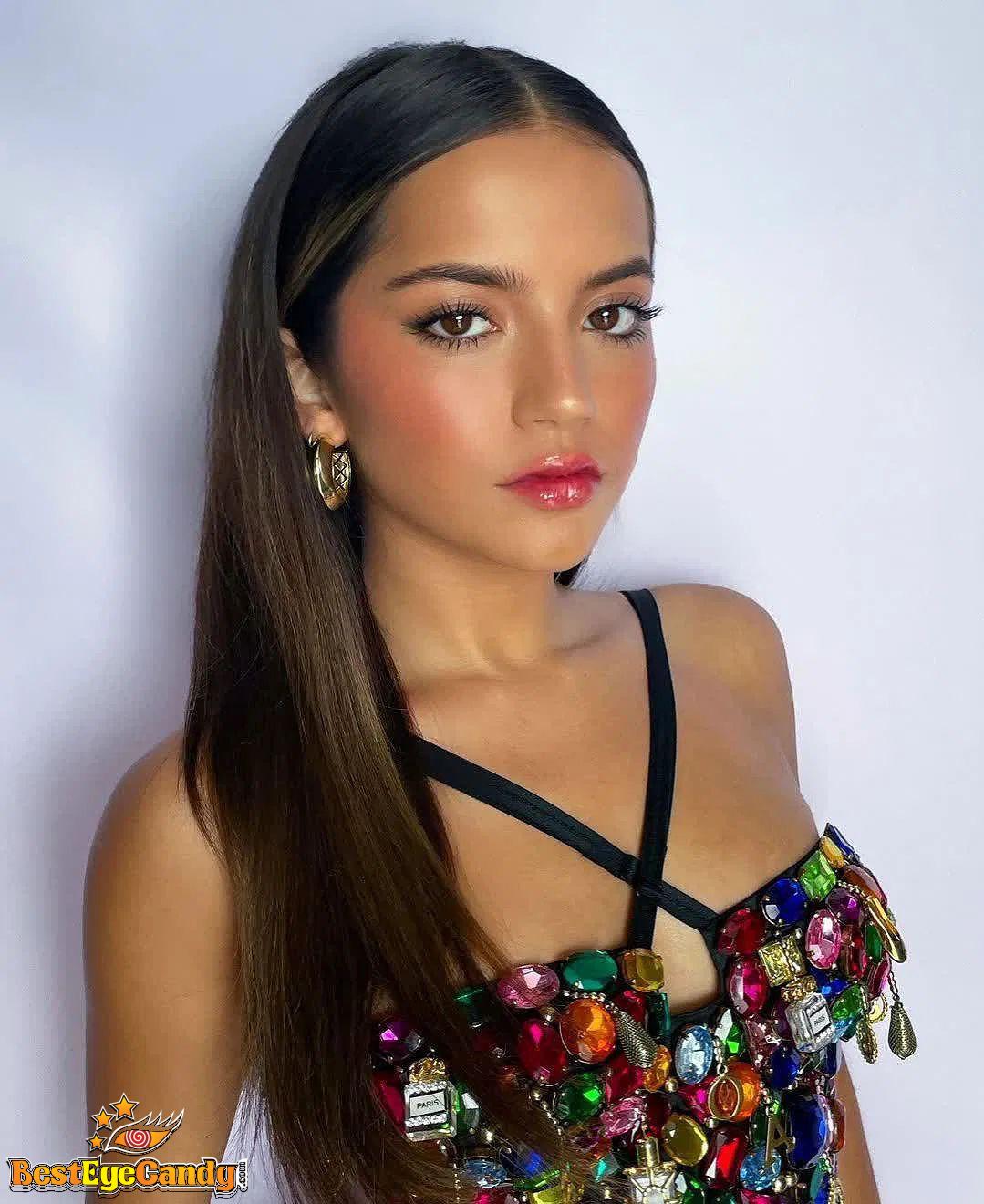 Isabela Merced Photo #7500013 [1079x1320] @ ...::: BestEyeCandy.com