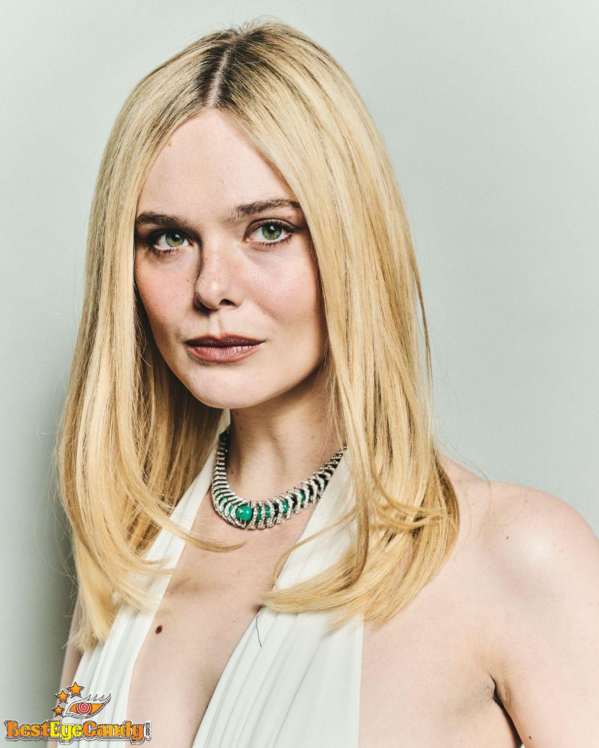 Elle Fanning Photo #7660015 [1200x1500] @ ...::: BestEyeCandy.com